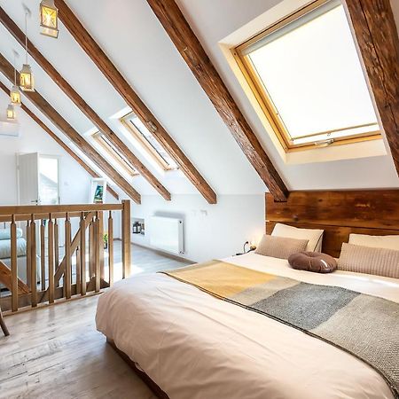 Casa Carolina Brasov Apartment ภายนอก รูปภาพ